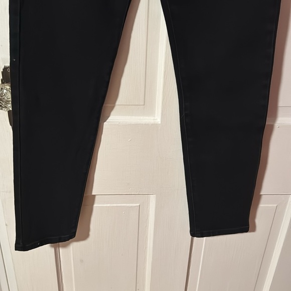 Cry Baby NWT 5 pocket Mid Rise Black Jeans Size 25 - Picture 4 of 9